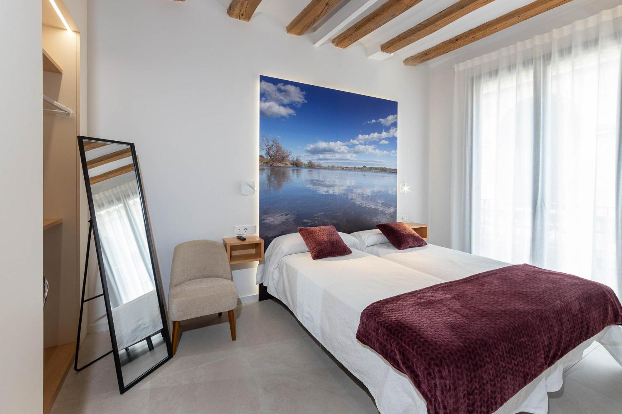 C&C Apartments Figueres  Exterior photo